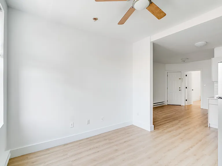 335 Garden St #11 — Photo 6