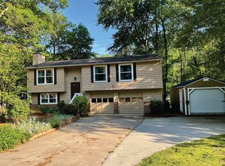 1109 Century Park Ave, Kernersville, NC 27284