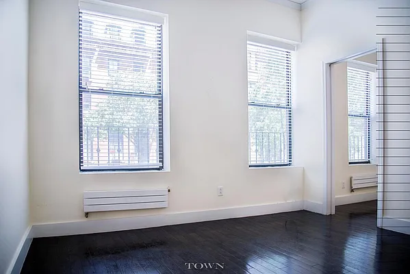 Rented by Town Residential | media 32