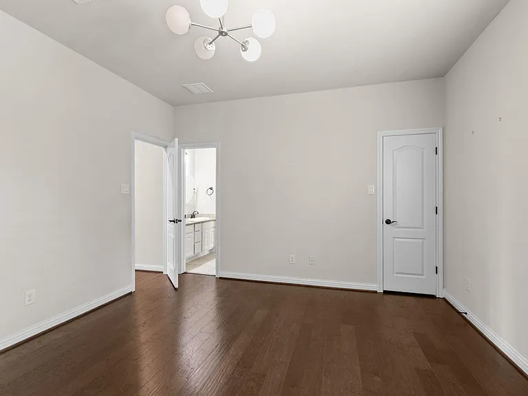 18900 N Bee Cave Springs Cir — Photo 31