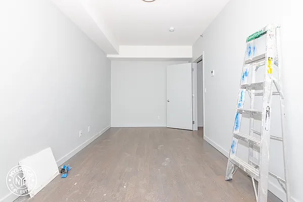 Rented by MySpaceNYC | media 10