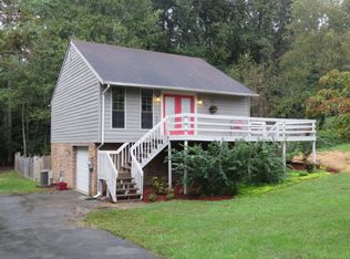 2005 Dusty Dr, Johnson City, TN 37604
