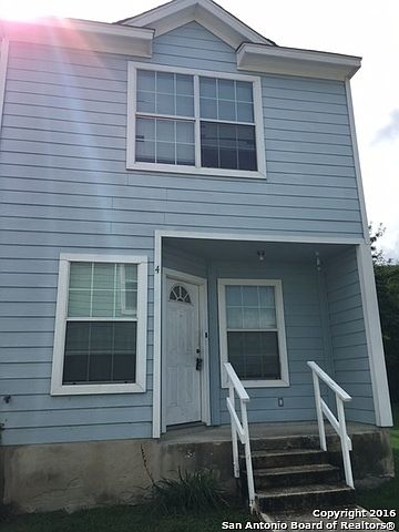 1st image of 4 Bratton Dr