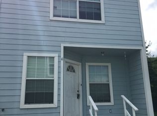 4 Bratton Dr, San Antonio, TX 78245
