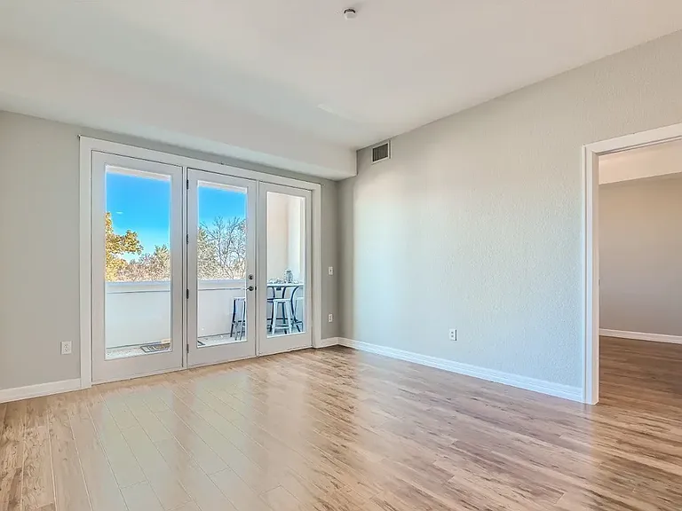 2200 S University Blvd #509 — Photo 3