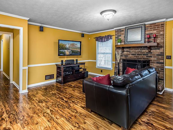 3rd image of 584 Cana Of Galilee Ct