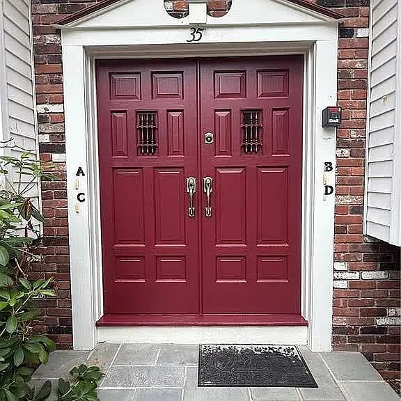 35 Brookdale St — Photo 3