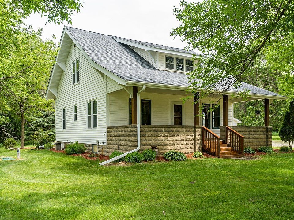 1st image of 32066 360th St