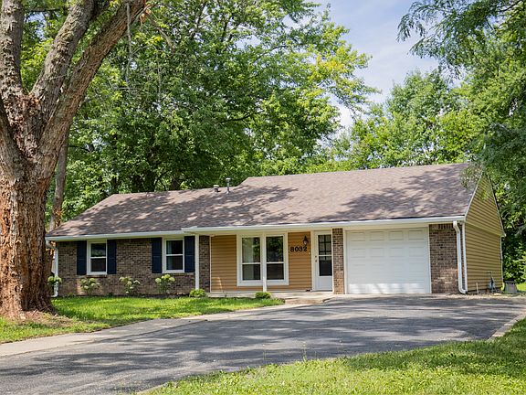 2nd image of 8032 Chiltern Dr