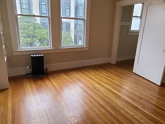 5th image of 1611 Clay St APT 10