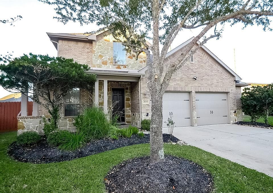 1st image of 28106 Chalet Park Dr