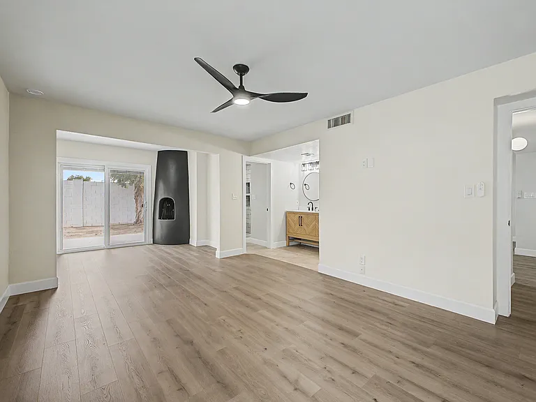 3922 E Larkspur Dr — Photo 29