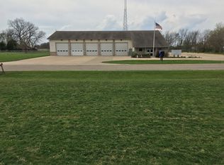 101 E 4th St, Glasford, IL 61533