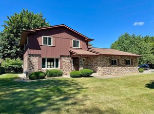 1607 Cranbrook Dr, Saginaw, MI