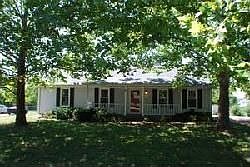 2nd image of 106 Mill Creek Ln