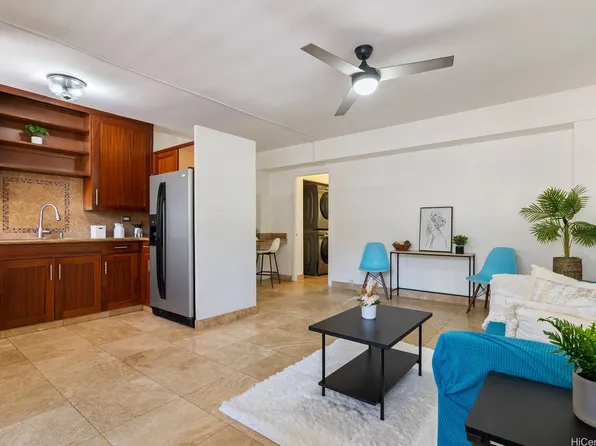 2118 Kuhio Ave APT 302, Honolulu, HI 96815