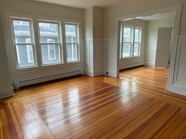 52 Colburn St, North Attleboro, MA 02760