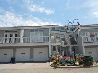 161 Breakers Ln, Stratford, CT 06615