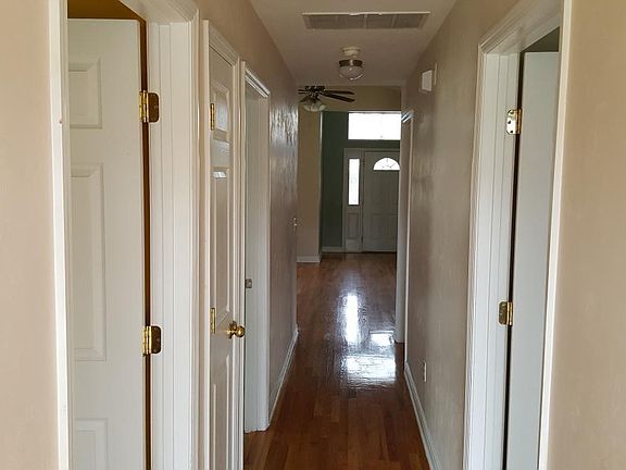 5th image of 3358 Golden Rain Dr
