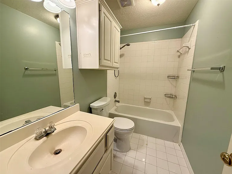 2507 Jasmine Ridge Ct — Photo 22
