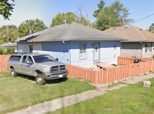 1201 N 13th St, Herrin, IL 62948