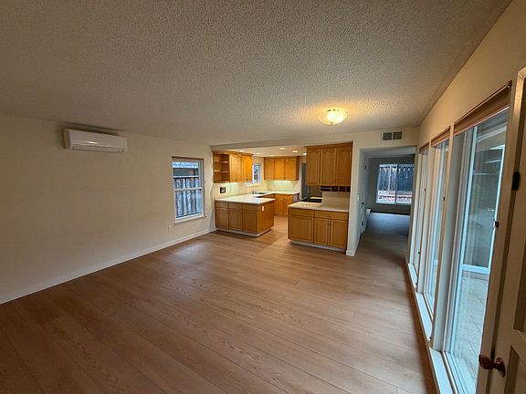 4th image of 240 Marin Oaks Dr #240