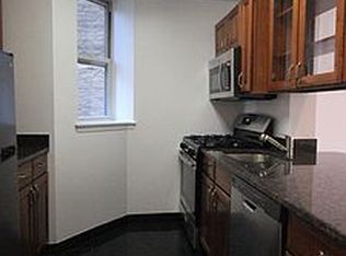 367 W 48th St APT 5, New York, NY 10036