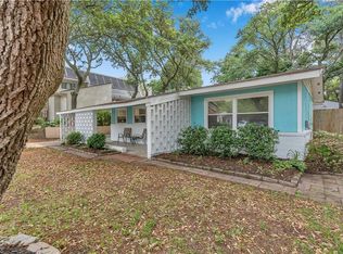 2252 Sandalwood Rd, Virginia Beach, VA 23451