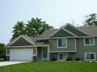 5648 Lawndale Ave, Hudsonville, MI 49426
