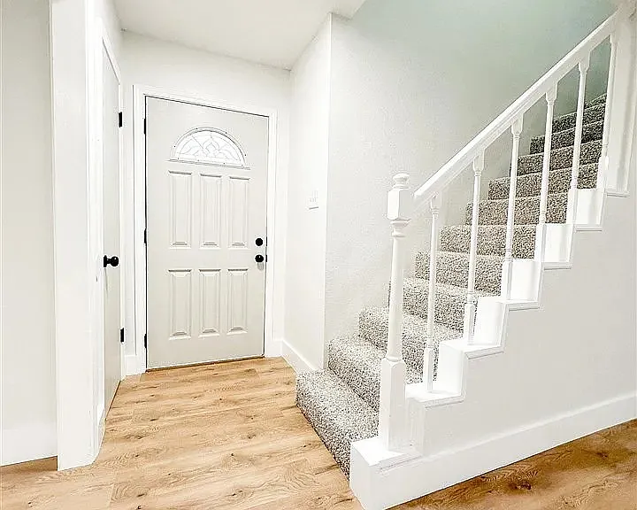 218 SE Surrey Pl — Photo 24
