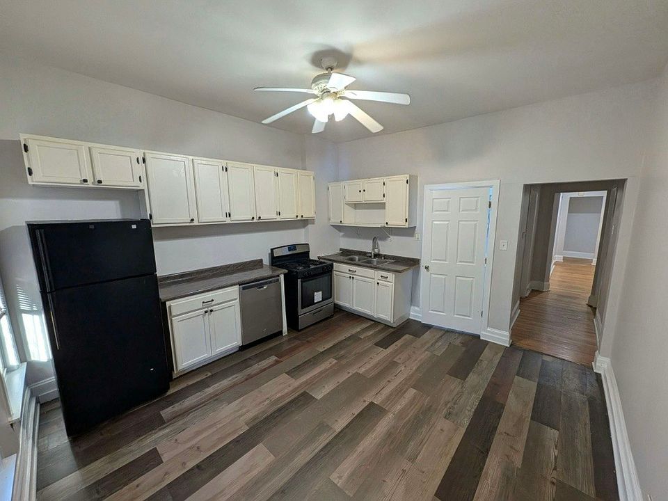 Open kitchen