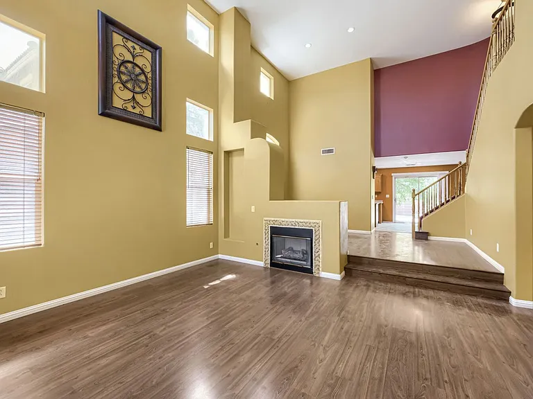 10381 Sleeping Sun Ct — Photo 3