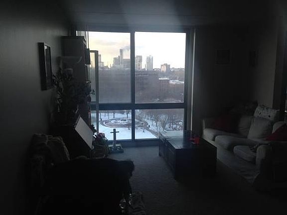 3rd image of 812 Memorial Dr APT 708