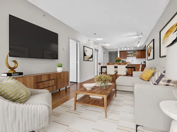 2268 Broadway W #314, Vancouver, BC V6K 0B2
