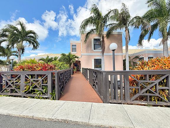 5th image of 325 Carden Beach