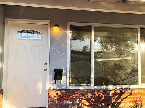 3rd image of 923 Miller Ave
