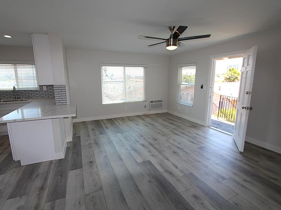 4th image of 4075 Mississippi St APT 9