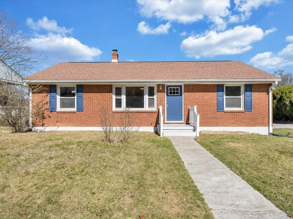 2601 Springhill Dr NW, Roanoke, VA 24017