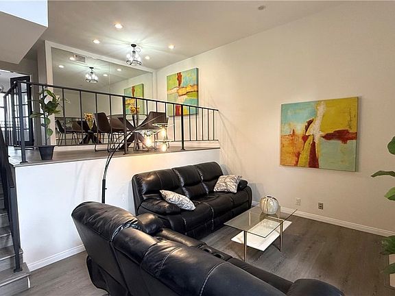 4th image of 12380 Chandler Blvd Unit B