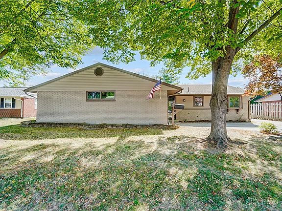 2nd image of 7636 Blackshear Dr
