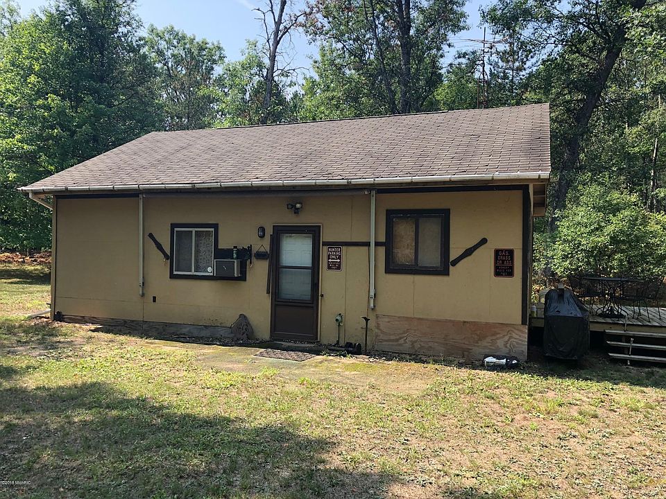 1st image of 22440 Caberfae Hwy