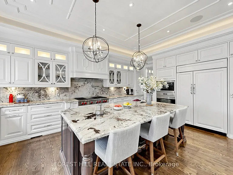 328 Byng Ave — Photo 14