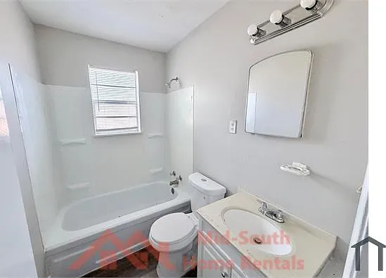 1353 Fairfax St — Photo 9
