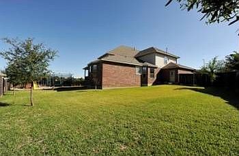 5th image of 207 Walnut Creek Dr