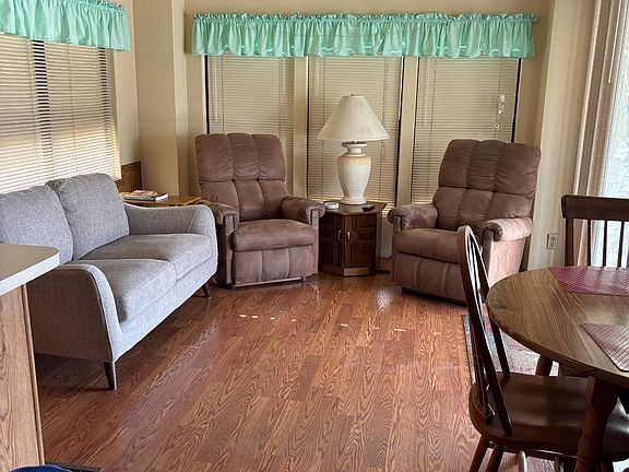 2nd image of 4700 E Main St #1235