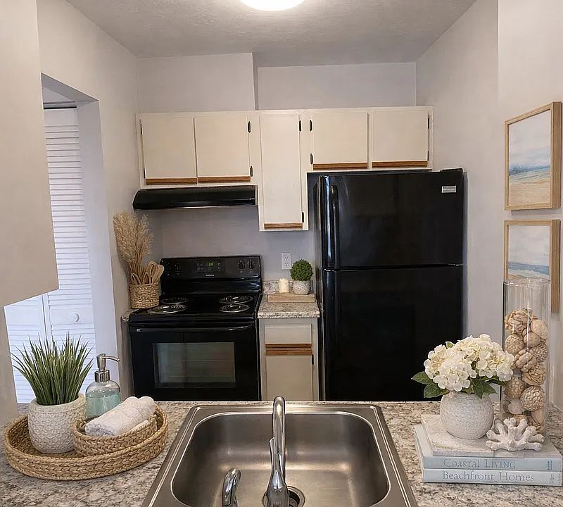 1st image of 1485 37th St #20X