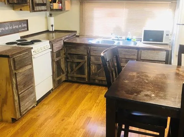 188 Miller St, Zavalla, TX 75980