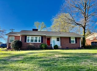 1301 Lakemont Dr, Dalton, GA 30720