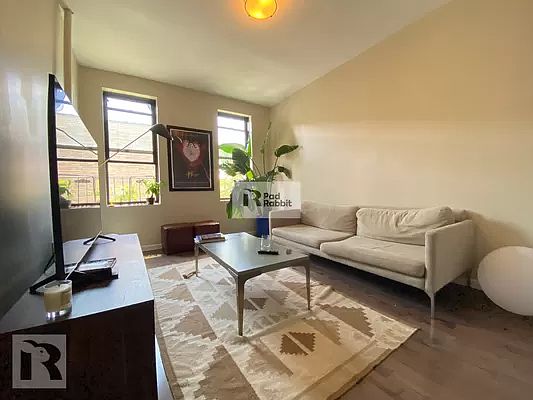1st image of 240 Crown St APT 6V