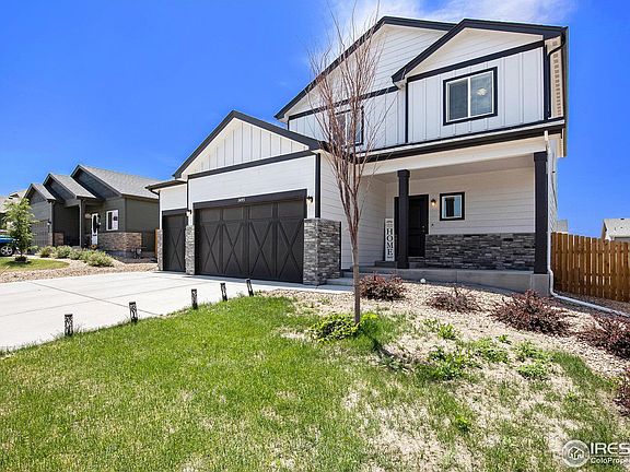 2nd image of 1495 S Kings Crown Dr